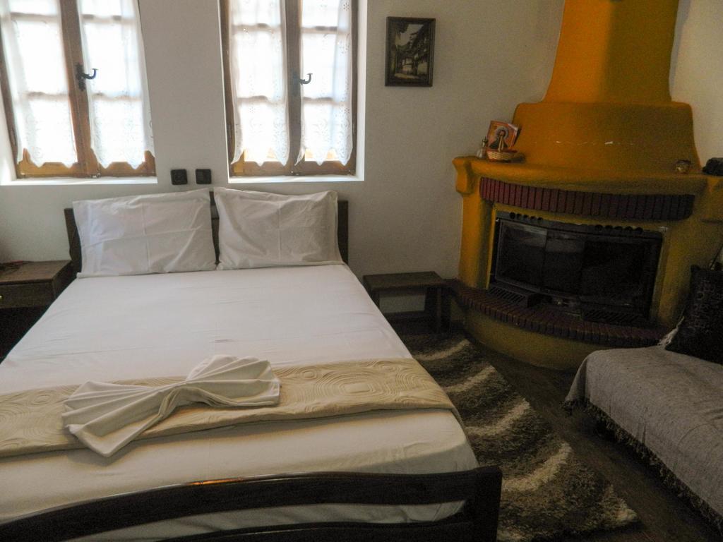 Guesthouse Klearchos Palaios Panteleimonas Dış mekan fotoğraf