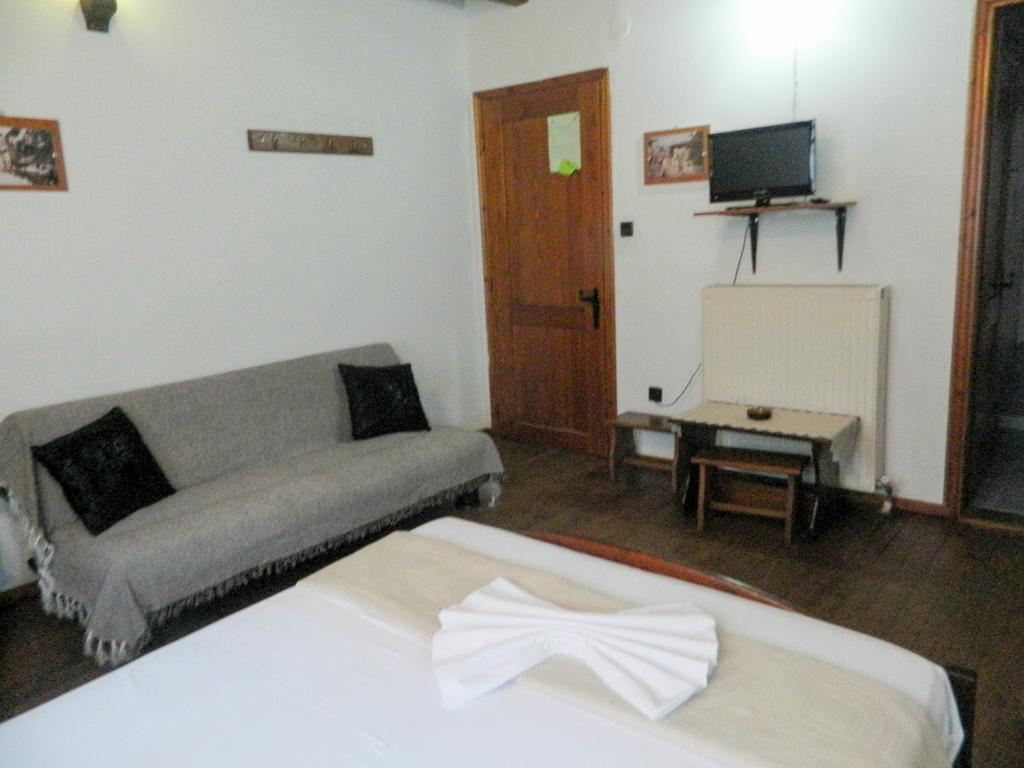 Guesthouse Klearchos Palaios Panteleimonas Dış mekan fotoğraf