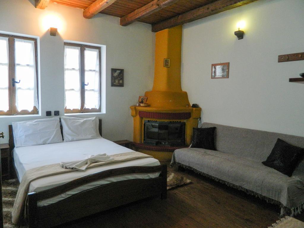 Guesthouse Klearchos Palaios Panteleimonas Dış mekan fotoğraf