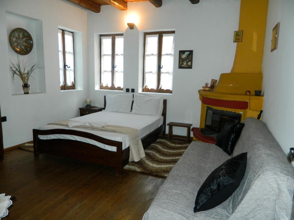 Guesthouse Klearchos Palaios Panteleimonas Dış mekan fotoğraf