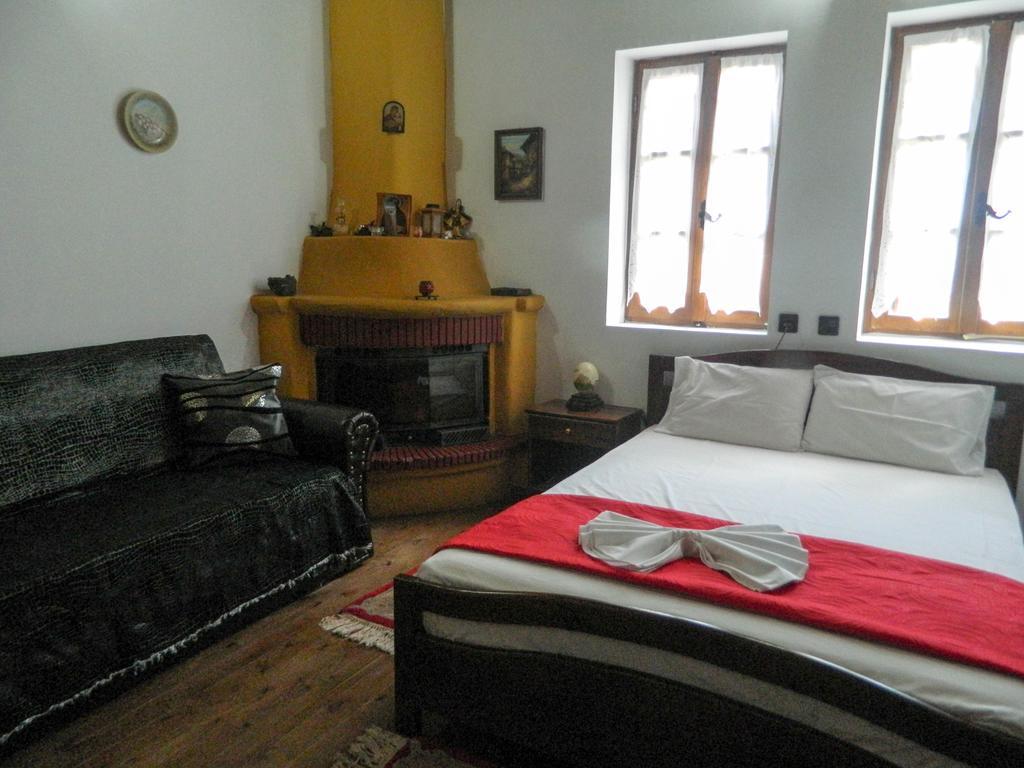 Guesthouse Klearchos Palaios Panteleimonas Dış mekan fotoğraf