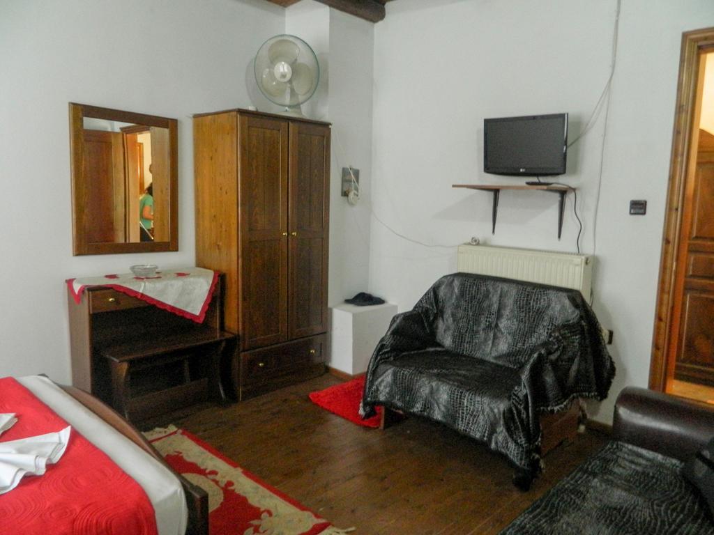 Guesthouse Klearchos Palaios Panteleimonas Dış mekan fotoğraf